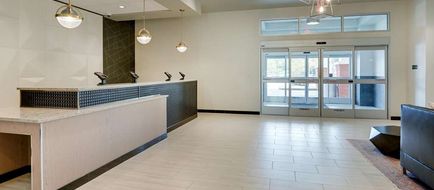 Drury Plaza Hotel Savannah Pooler Lobby