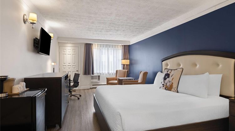 Travelodge by Wyndham Drummondville Room