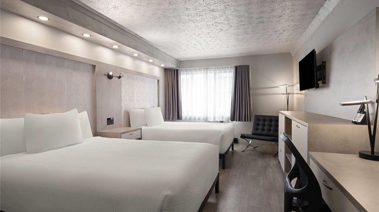 Travelodge by Wyndham Drummondville Room