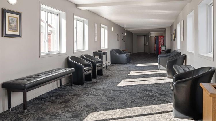 Travelodge by Wyndham Drummondville Other