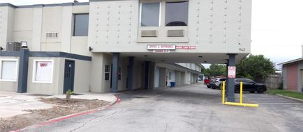 Americas Best Value Inn San Antonio Exterior