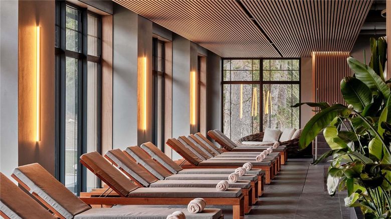 <b>Moevenpick Resort & Spa Karpacz Pool</b>. Images powered by <a href="https://iceportal.shijigroup.com/" title="IcePortal" target="_blank">IcePortal</a>.