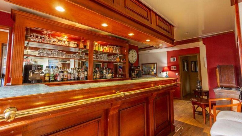 <b>Chateau Corneille Restaurant</b>. Images powered by <a href="https://iceportal.shijigroup.com/" title="IcePortal" target="_blank">IcePortal</a>.
