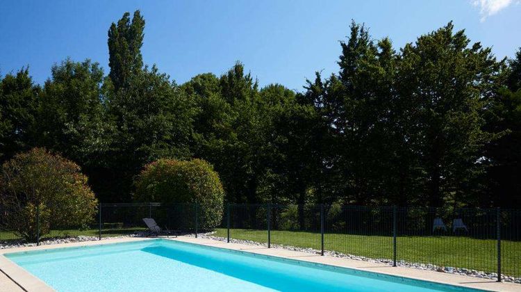 Hotel des Trois Massifs Pool