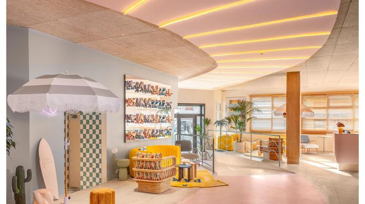 Nice Pam Hotel Lobby