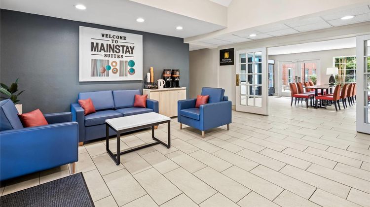 MainStay Suites Raleigh North Lobby