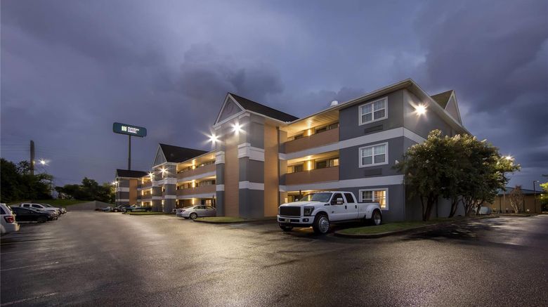 <b>MainStay Suites Knoxville - Cedar Bluff Exterior</b>. Images powered by <a href="https://iceportal.shijigroup.com/" title="IcePortal" target="_blank">IcePortal</a>.