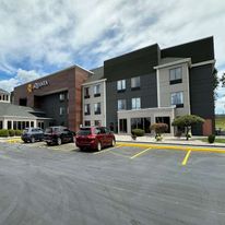 Baymont by Wyndham South Holland