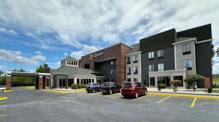 La Quinta Inn & Suites South Holland Exterior