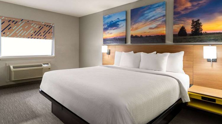 Days Inn by Wyndham Washington Room