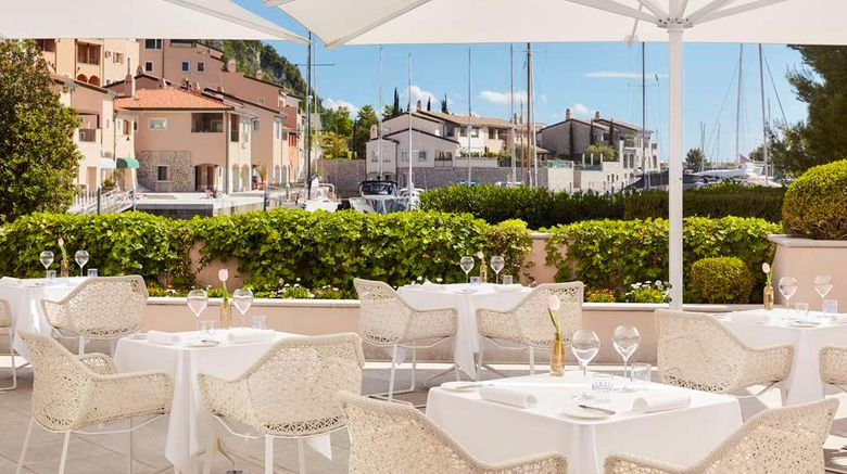<b>Tivoli Portopiccolo Sistiana Resort Restaurant</b>. Images powered by <a href="https://iceportal.shijigroup.com/" title="IcePortal" target="_blank">IcePortal</a>.