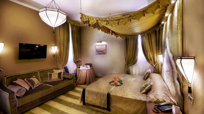 <b>Hotel Ai Mori D'Oriente Room</b>. Images powered by <a href="https://iceportal.shijigroup.com/" title="IcePortal" target="_blank">IcePortal</a>.