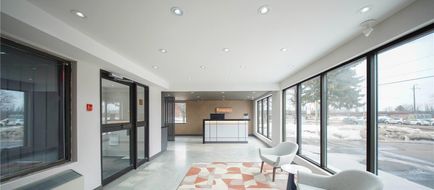 Ramada by Wyndham Kingston Lobby
