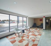Ramada by Wyndham Kingston Lobby