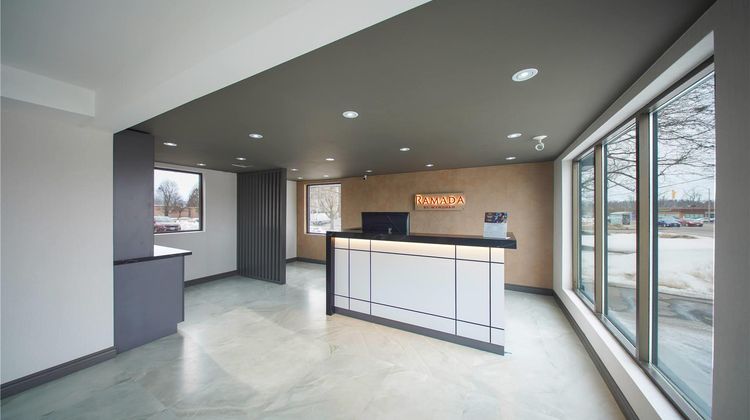 Ramada by Wyndham Kingston Lobby