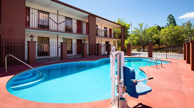 <b>Days Inn by Wyndham Helen Pool</b>. Images powered by <a href="https://iceportal.shijigroup.com/" title="IcePortal" target="_blank">IcePortal</a>.