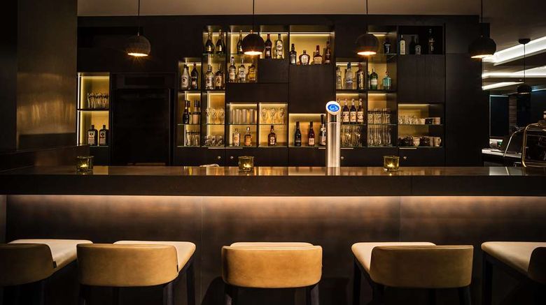 <b>SAKS Urban Design Hotel Restaurant</b>. Images powered by <a href="https://iceportal.shijigroup.com/" title="IcePortal" target="_blank">IcePortal</a>.