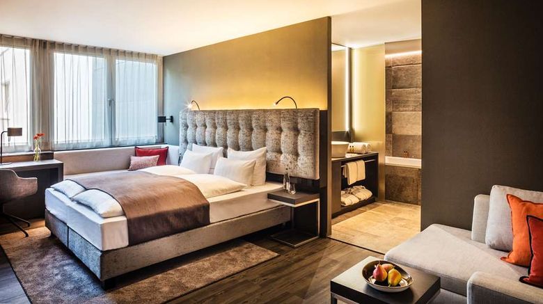 <b>SAKS Urban Design Hotel Room</b>. Images powered by <a href="https://iceportal.shijigroup.com/" title="IcePortal" target="_blank">IcePortal</a>.