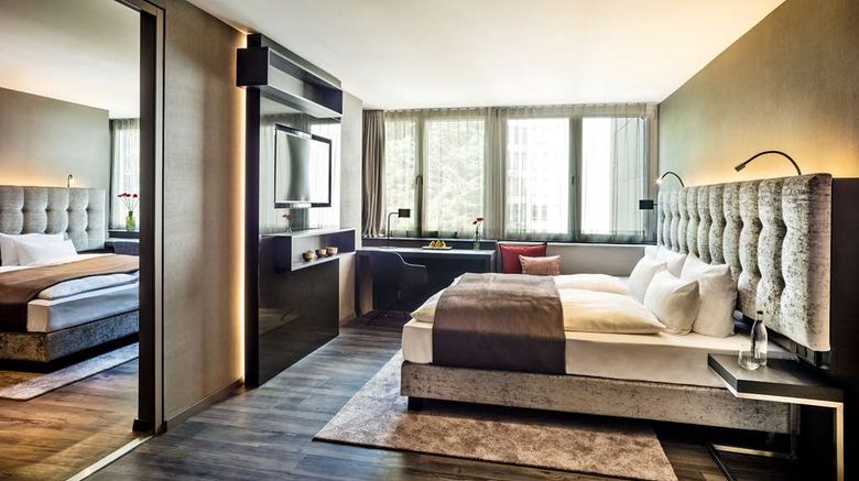 <b>SAKS Urban Design Hotel Room</b>. Images powered by <a href="https://iceportal.shijigroup.com/" title="IcePortal" target="_blank">IcePortal</a>.