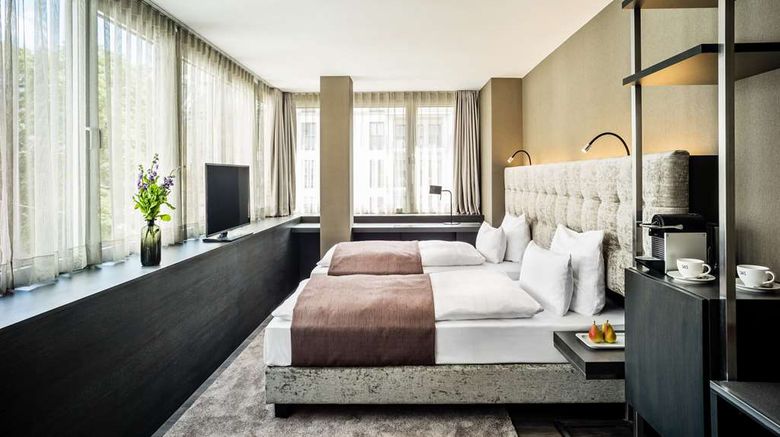 <b>SAKS Urban Design Hotel Room</b>. Images powered by <a href="https://iceportal.shijigroup.com/" title="IcePortal" target="_blank">IcePortal</a>.