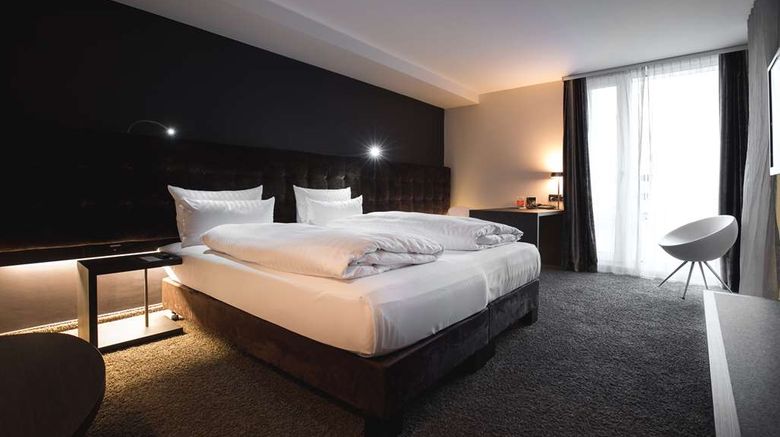 <b>SAKS Urban Design Hotel Room</b>. Images powered by <a href="https://iceportal.shijigroup.com/" title="IcePortal" target="_blank">IcePortal</a>.