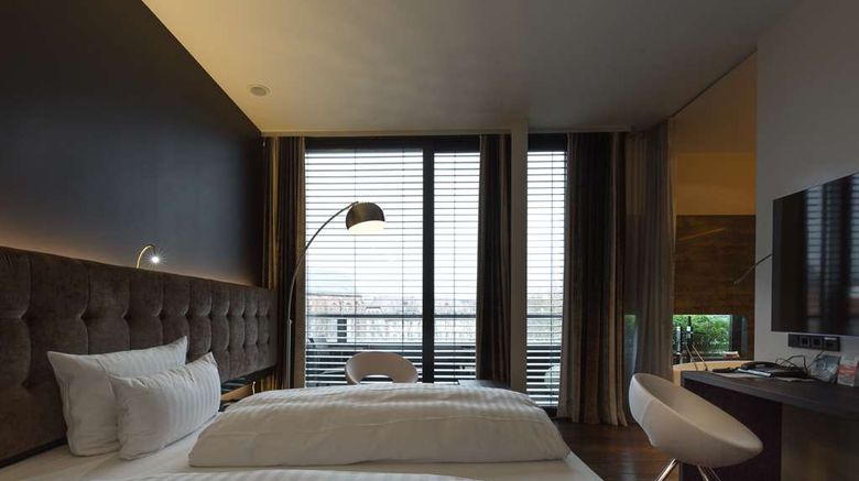 <b>SAKS Urban Design Hotel Room</b>. Images powered by <a href="https://iceportal.shijigroup.com/" title="IcePortal" target="_blank">IcePortal</a>.