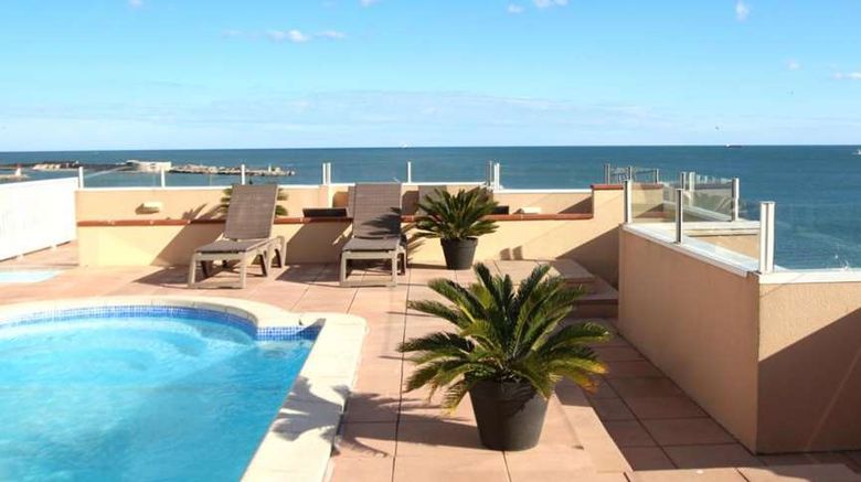 <b>Hotel Sete Port Marine Pool</b>. Images powered by <a href="https://iceportal.shijigroup.com/" title="IcePortal" target="_blank">IcePortal</a>.