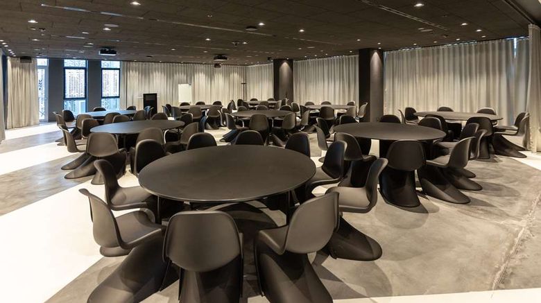 <b>Hotel Zonar Zagreb Restaurant</b>. Images powered by <a href="https://iceportal.shijigroup.com/" title="IcePortal" target="_blank">IcePortal</a>.