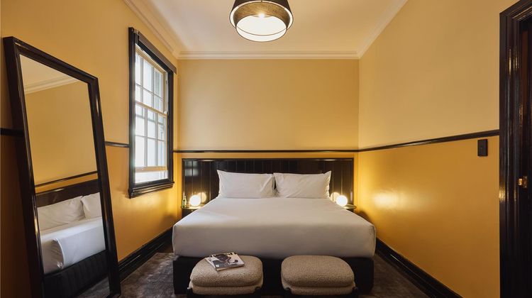 The Bayswater Sydney Room
