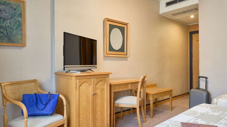 <b>Macia Condor Hotel Room</b>. Images powered by <a href="https://iceportal.shijigroup.com/" title="IcePortal" target="_blank">IcePortal</a>.