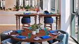 <b>Mercure Dubai Deira Restaurant</b>. Images powered by <a href="https://iceportal.shijigroup.com/" title="IcePortal" target="_blank">IcePortal</a>.