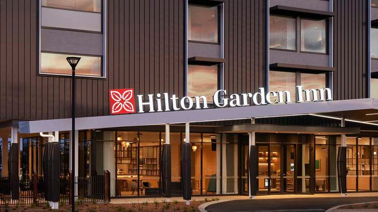 Hilton Garden Inn Busselton Exterior