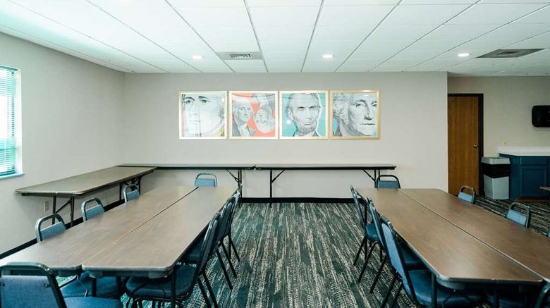 <b>AmericInn by Wyndham Tomahawk Meeting</b>. Images powered by <a href="https://iceportal.shijigroup.com/" title="IcePortal" target="_blank">IcePortal</a>.