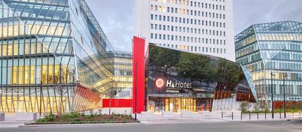 H4 Hotel Wyndham Paris Pleyel Resort Exterior