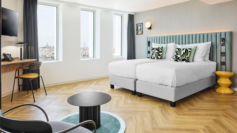 <b>H4 Hotel Wyndham Paris Pleyel Resort Suite</b>. Images powered by <a href="https://iceportal.shijigroup.com/" title="IcePortal" target="_blank">IcePortal</a>.