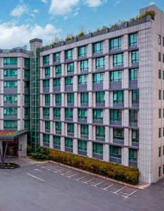 Ramada by Wyndham Xiangyang Fancheng