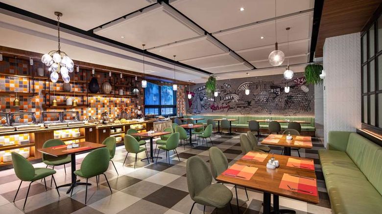 <b>Ramada by Wyndham Xiangyang Fancheng Restaurant</b>. Images powered by <a href="https://iceportal.shijigroup.com/" title="IcePortal" target="_blank">IcePortal</a>.