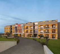 Ramada by Wyndham Cesme Exterior