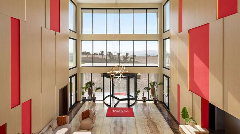<b>Ramada by Wyndham Cesme Lobby</b>. Images powered by <a href="https://iceportal.shijigroup.com/" title="IcePortal" target="_blank">IcePortal</a>.