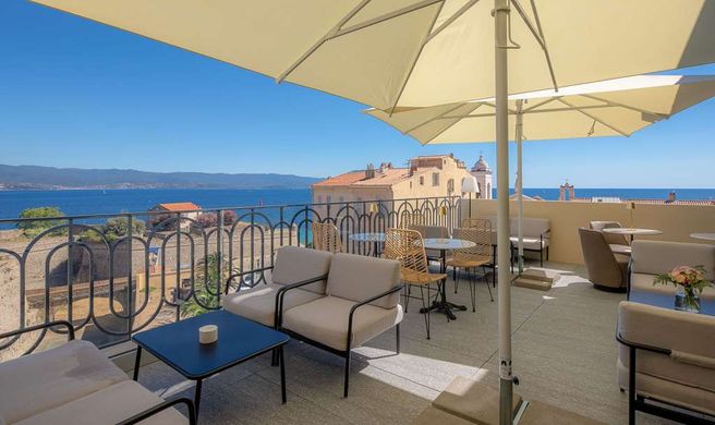 Hotel San Carlu Exterior