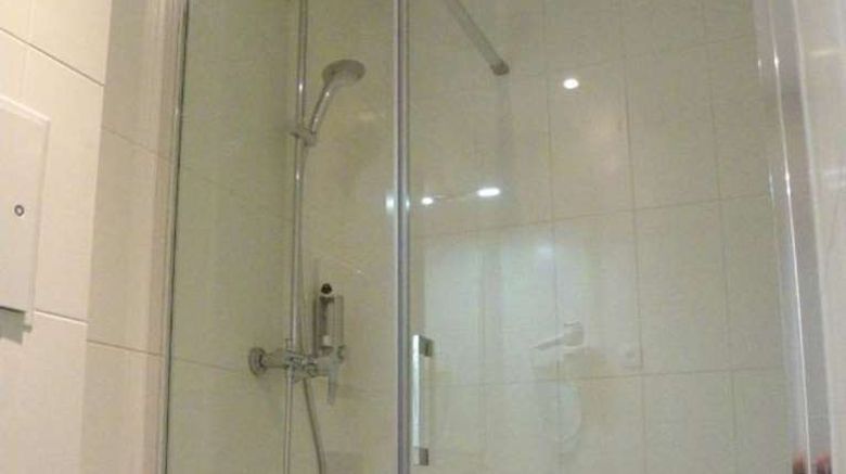 <b>Hotel San Carlu Room</b>. Images powered by <a href="https://iceportal.shijigroup.com/" title="IcePortal" target="_blank">IcePortal</a>.