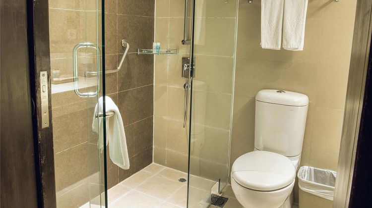 Wyndham Singapore Hotel Room