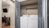 Eagle's Den Suites-Travelodge by Wyndham Suite