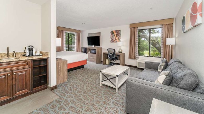 <b>Best Western Kernersville Suite</b>. Images powered by <a href="https://iceportal.shijigroup.com/" title="IcePortal" target="_blank">IcePortal</a>.