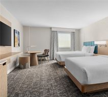 DoubleTree by Hilton Salisbury Room