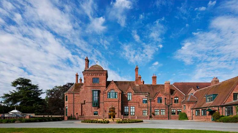 <b>Aldwark Manor Estate Exterior</b>. Images powered by <a href="https://iceportal.shijigroup.com/" title="IcePortal" target="_blank">IcePortal</a>.