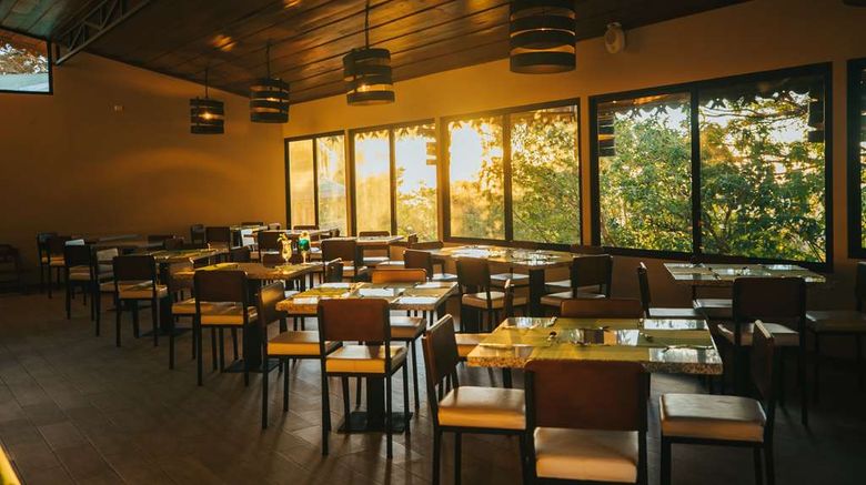<b>Hotel Heliconia Restaurant</b>. Images powered by <a href="https://iceportal.shijigroup.com/" title="IcePortal" target="_blank">IcePortal</a>.