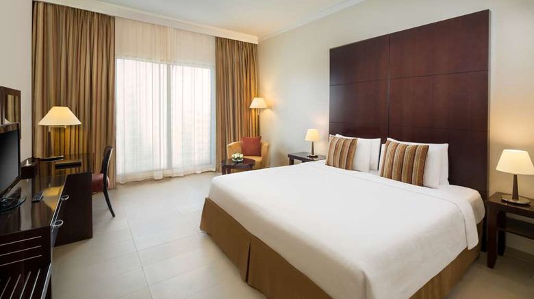 <b>Metropolitan Al Mafraq Hotel Room</b>. Images powered by <a href="https://iceportal.shijigroup.com/" title="IcePortal" target="_blank">IcePortal</a>.