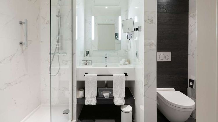 Van Der Valk Hotel Waterloo Room