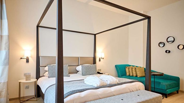 <b>Van Der Valk Hotel Waterloo Room</b>. Images powered by <a href="https://iceportal.shijigroup.com/" title="IcePortal" target="_blank">IcePortal</a>.
